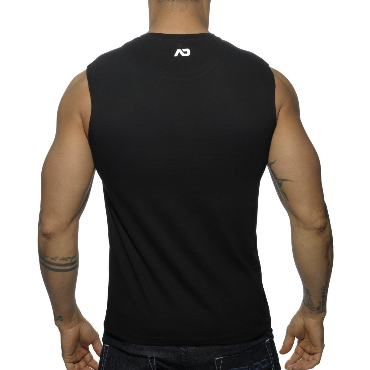 BASIC TANK TOP