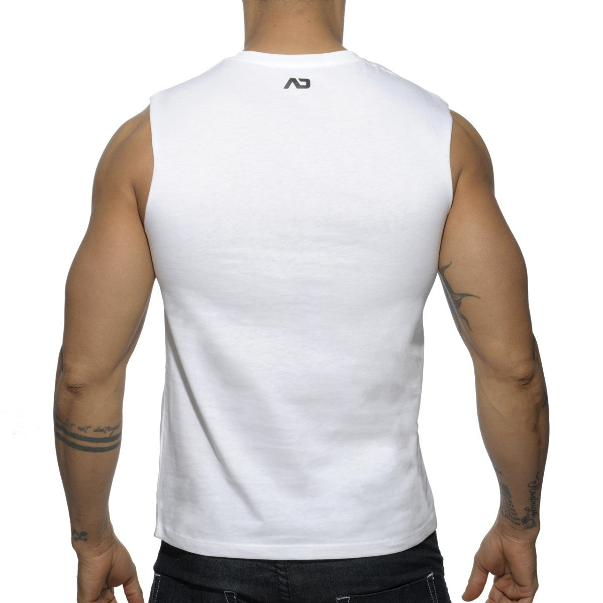 BASIC TANK TOP